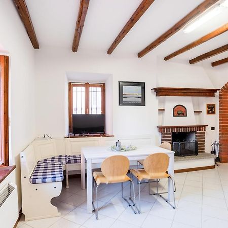 Limonta Lake View Apartment With Private Parking エクステリア 写真