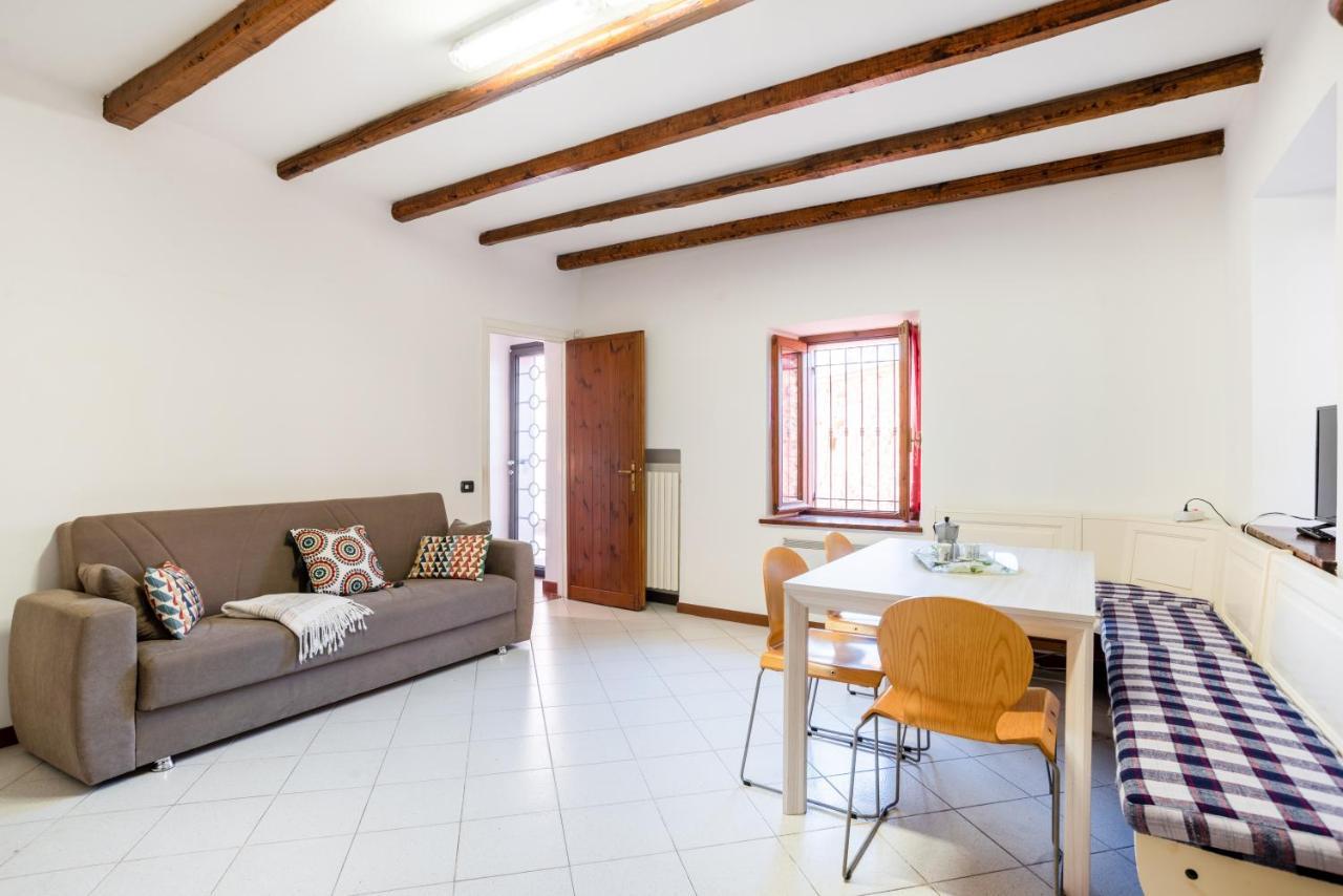 Limonta Lake View Apartment With Private Parking エクステリア 写真