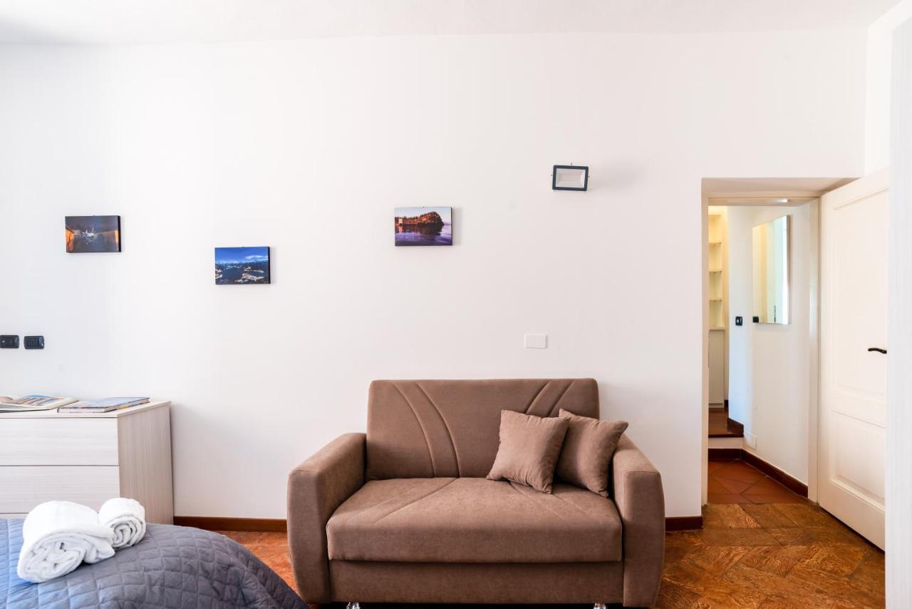 Limonta Lake View Apartment With Private Parking エクステリア 写真